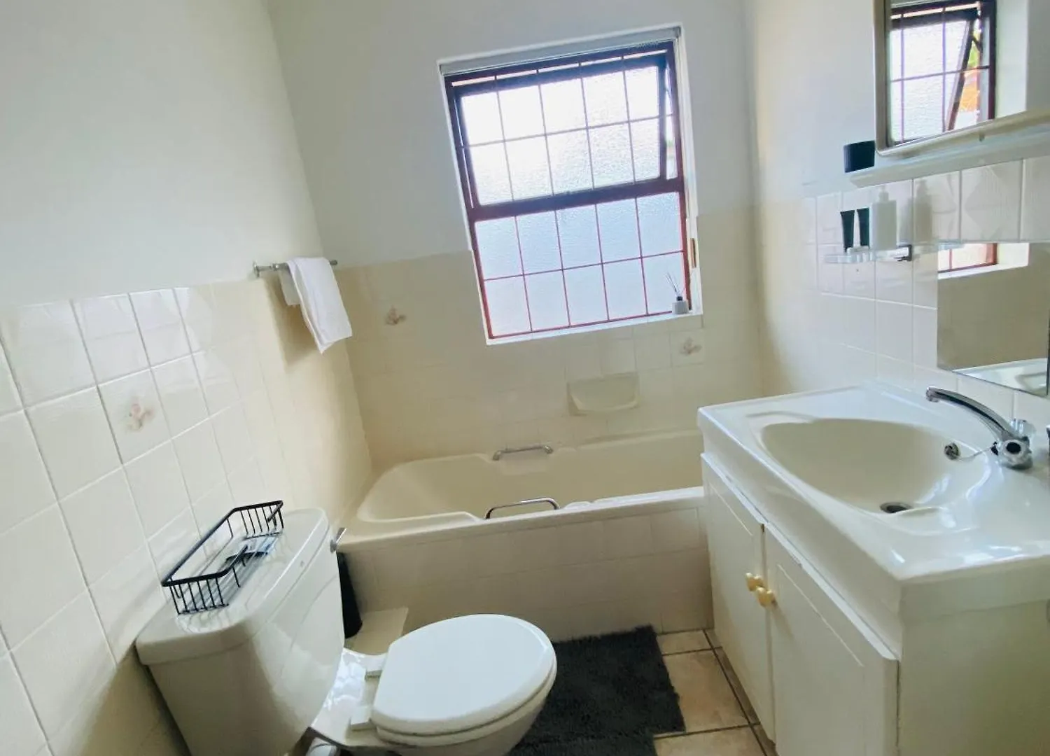 Homestay Gwmv Guest House Service Cape Town