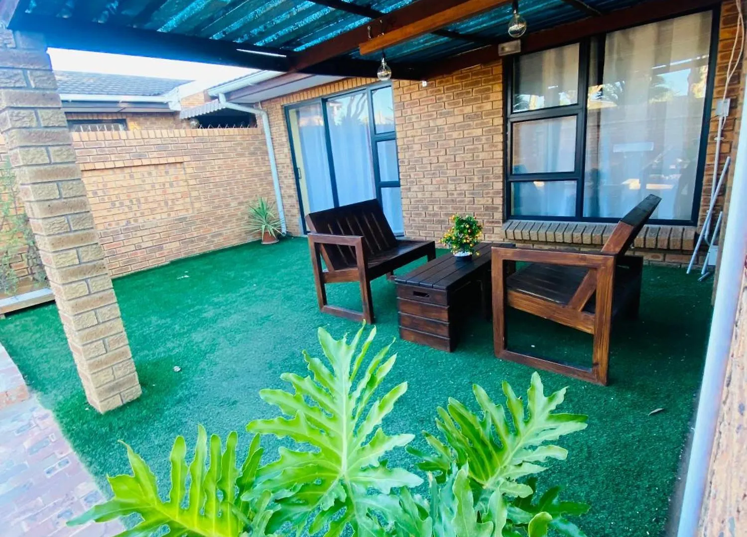 Homestay Gwmv Guest House Service Cape Town South Africa