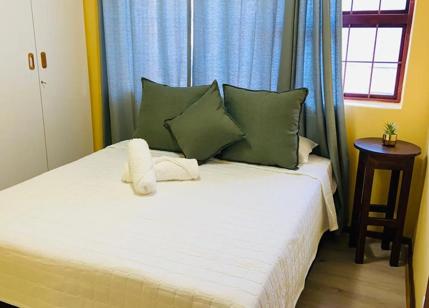 Gwmv Guest House Service Cape Town